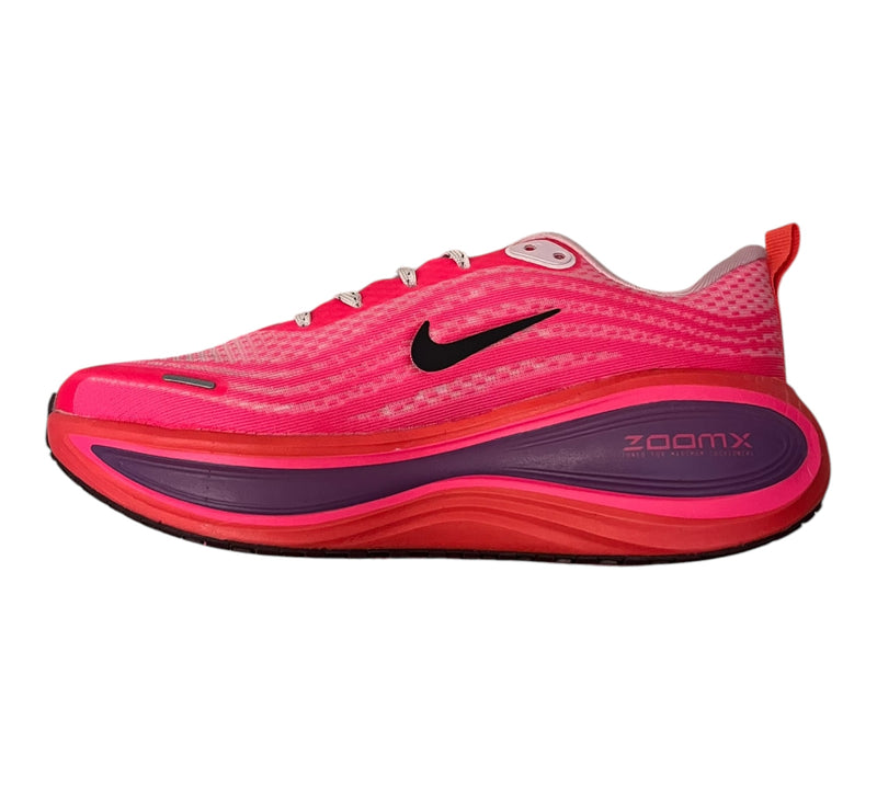 Nike vomero hyper pink